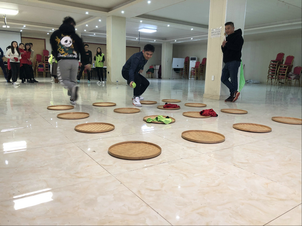 室内游戏-四子棋接龙.jpg